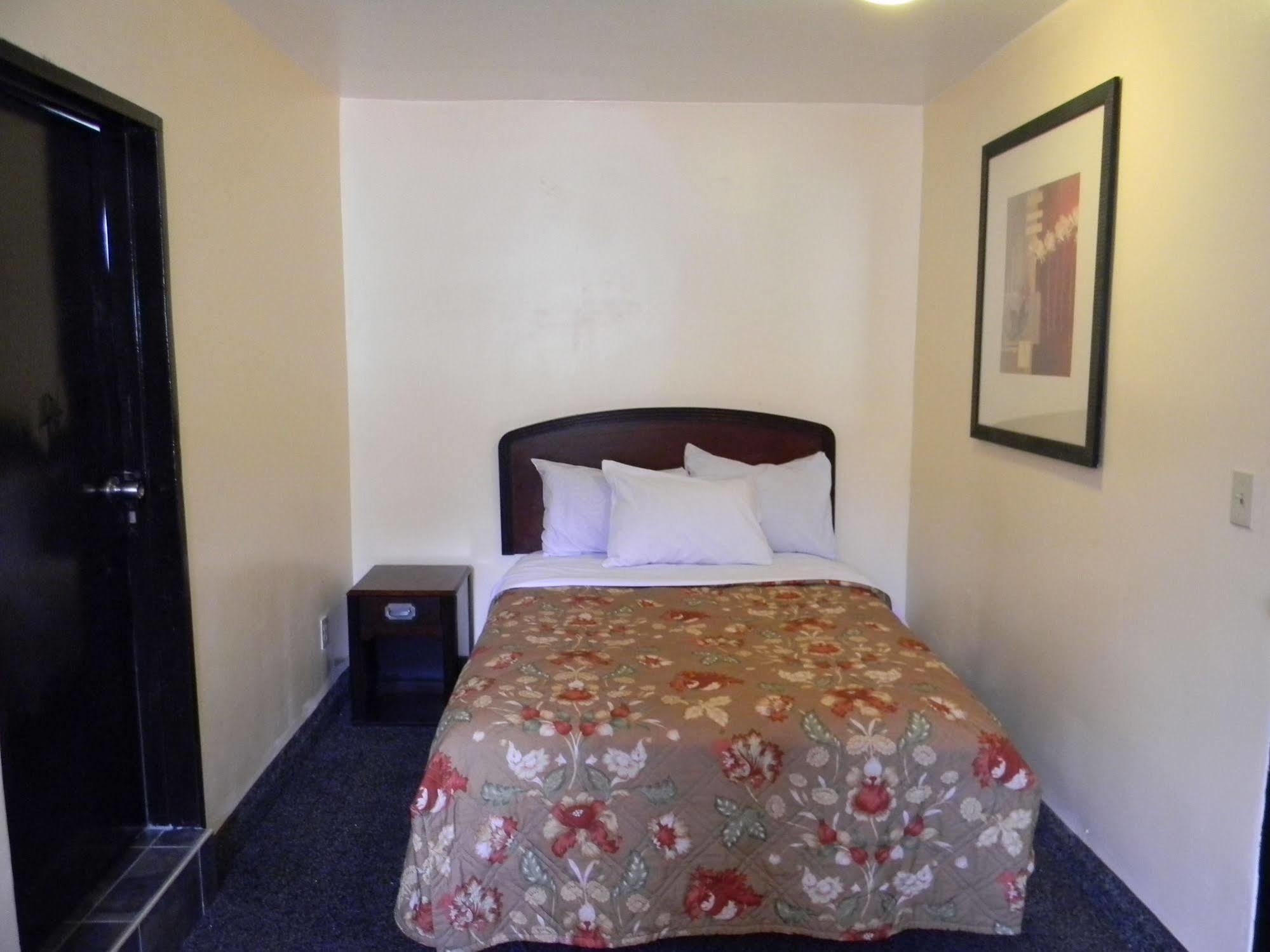 Hotel Plaza Hermosa Tijuana Ngoại thất bức ảnh