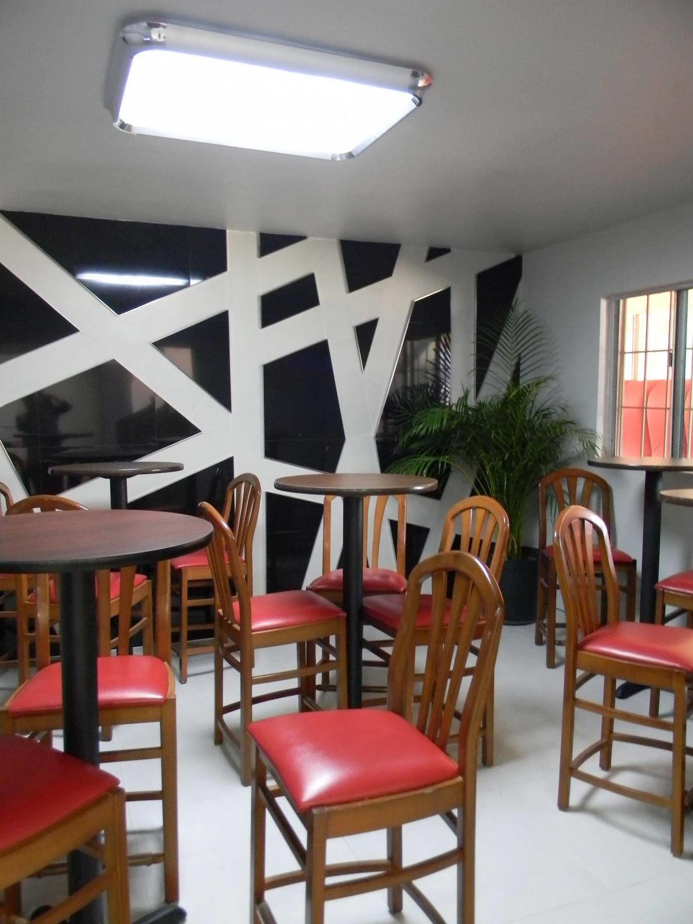 Hotel Plaza Hermosa Tijuana Ngoại thất bức ảnh